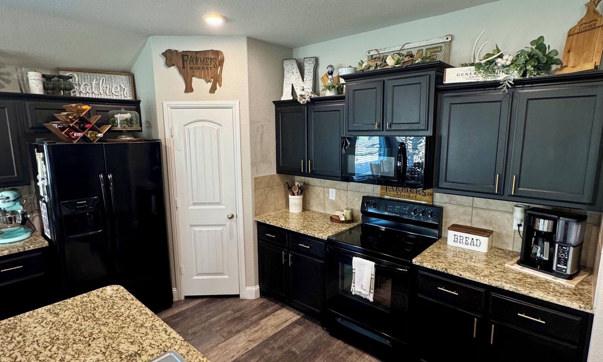 John T White House | World Cup Ready! Entire Home Sleeps 8 15 Min to Stadium