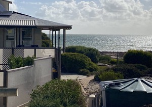 Absolute Beachfront nestled between Moonta Bay and Port Hughes in Moonta Bay