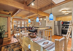 Fort Marcy 20 | Walk to Plaza | Fireplace | Kitchen | Hot Tub | Pool | End Unit | Single Level