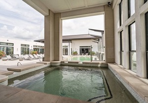 Spacious Getaway in Central Location + Pool