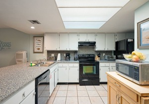 Suntide II #103 | Beachfront Ground-Floor Condo Heated Pool Direct Beach Access