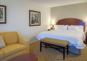 2-Star Hotel ∙ Hampton Inn & Suites Mobile - Downtown Historic District in Central Business District