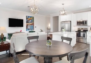 VCAY-POLISHED home as your Social Distancing retreat! in New Orleans