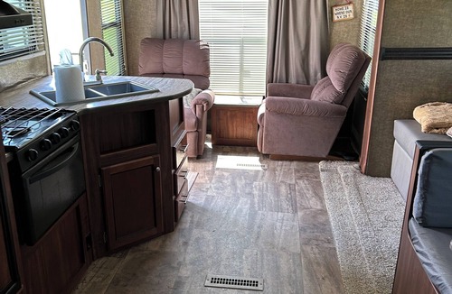 Centerville House | 1-bedroom RV in lovely Leona with a lake to fish and swim! Exotic animals!