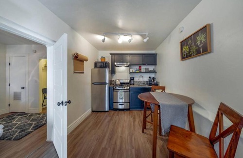 Iron Horse Historic District House | 1 Min to 4th Ave & Congress, 1 BR 1 BA, Casita