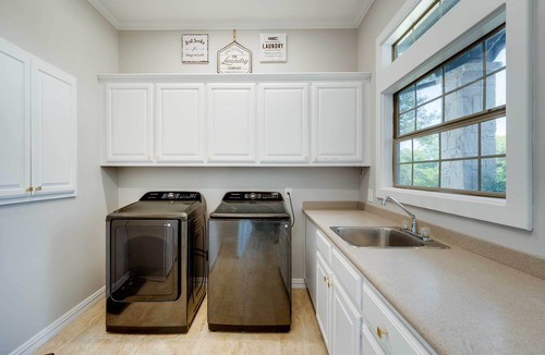 McKinney Villa | 10 Acres w/Hot Tub & Pond: Luxury Melissa Villa!