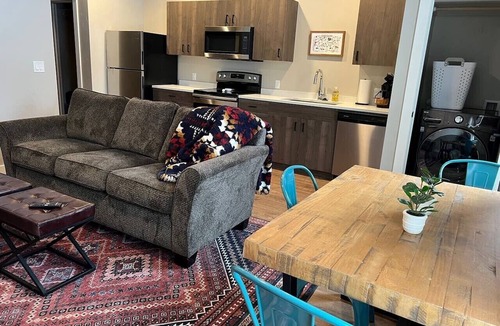 La Grande Apartment | #103 Spacious studio apartment in La Grande, OR