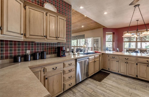 Ruidoso Cabin | 19 Mi to Ski Apache! Cozy Ruidoso Digs Near Dtwn