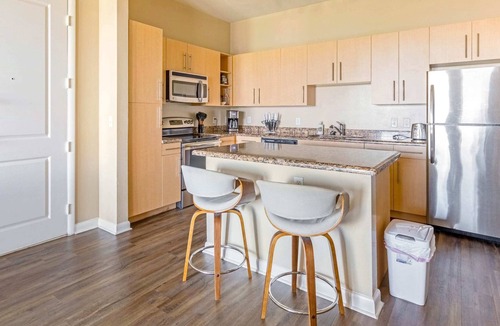 Cityplace Apartment | 1BR Luxury Uptown Suite w/ Pool & Gym