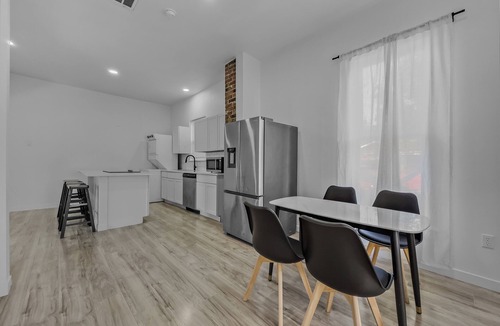 Fort Worth House | 2-bedroom 1 bath house close to Down town Fort Worth