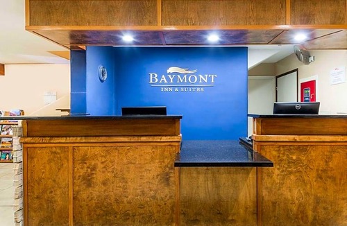 Southside Hotel | 2-Star Hotel ∙ Baymont by Wyndham Santa Fe