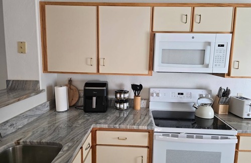 Skyline Bel Air Estates House | 2bedroom townhome in tranquil Catalina Foothills Tucson with heated pool/hot tub