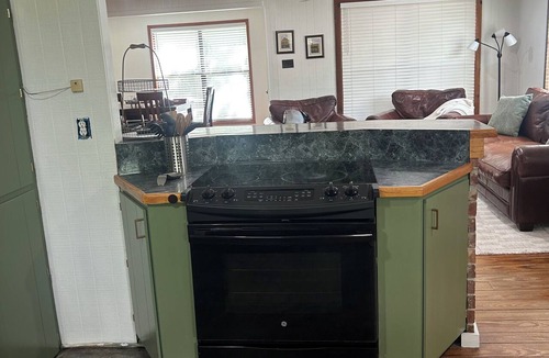 College Station Other | 3-bedroom Country House in charming College Station on over 2 Acres