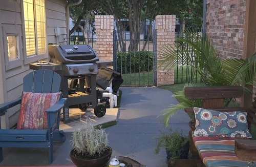 Valley Ranch House | 3-bedroom house w/pool in N DFW. close 2 airports, Rangers, medical, FIFA,shops