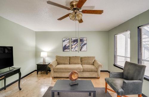 Knox - Henderson House | 3 Mi to Dtwn Dallas: Walkable Couples Retreat