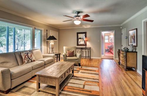 Westfield House | 3 Mi to SoCo: City Escape w/Patio