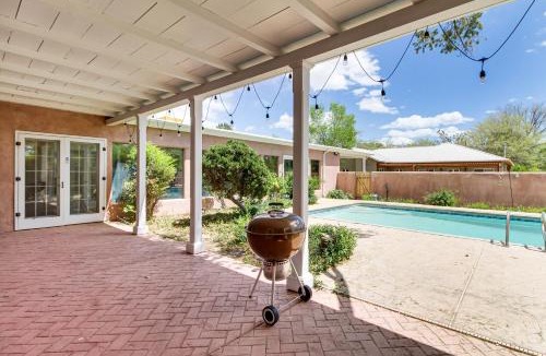 Near North Valley House | 3 Mi to Zoo & Garden: ABQ Home w/Private Pool!