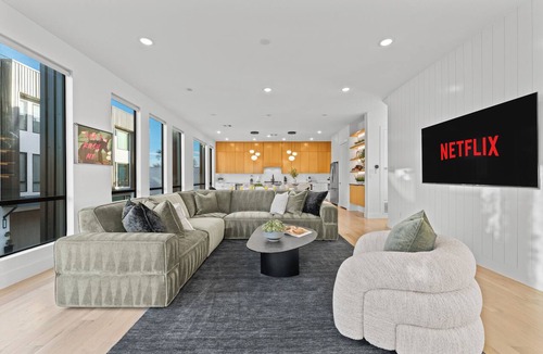 West Dallas House | 360 City Views+Pool, Hot tub, Sauna, Rooftop
