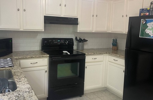 Cape Royale House | 3BR/2B cottage in popular lake area. Book early to get preferred summer dates!