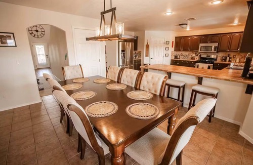 Las Cruces House | 4-Bedroom Mountain View Retreat – Perfect for Parties & Family Gatherings