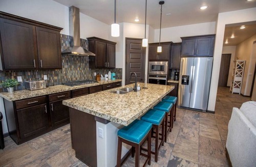 Las Cruces Villa | 4002/Russ SW · New Southwest Home in Golf Course Community