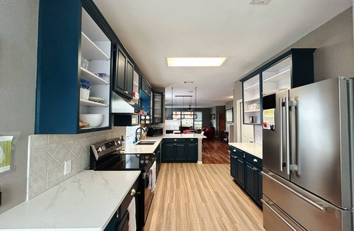 Frisco House | 4BR/4BA Quiet Central Frisco Home - Near Star Center, UNT, Toyota Sta. + Hot Tub