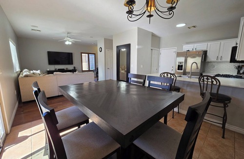 Tucson House | 4BR Home w/enclosed back yard near Kino Complex, airport & I-10 Pet Friendly