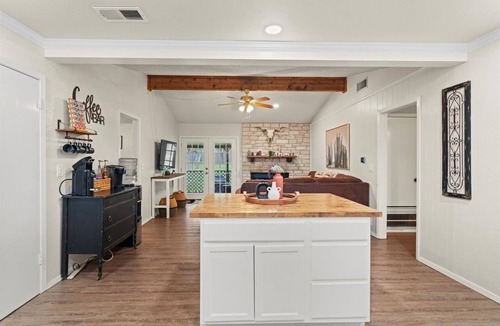 Georgetown House | 4BR Sleeps 11 | Near Dell Diamond + Summer Nights