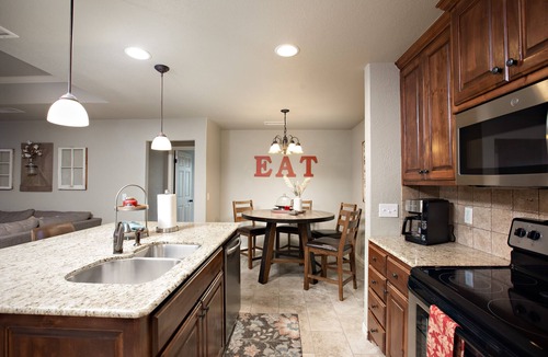 Amarillo House | 5 ⭐️ Clean & Quiet Barstow Retreat