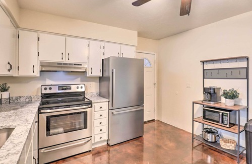 Tucson House | 5 Mi to Pima Air & Space Museum: Sunny Tucson Gem