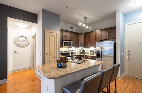 Texas Medical Center Apartment | A Touch of Class | MD Anderson/NRG