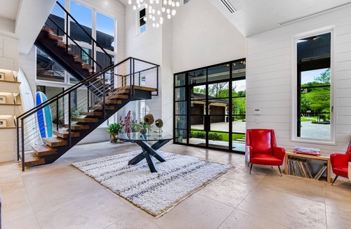 Green Park House | Above Lakeside I Lakefront | Pickleball I Pool/Spa l Firepit I Luxe Services