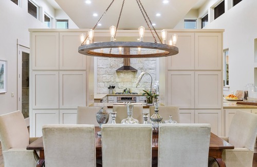 Austin House | Above Longhorn I Pool I 7mi to Downtown Family Fun I Luxe Services