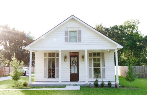 Cade House | Acadian Cottage King Ste 7 mi to Sports Complex
