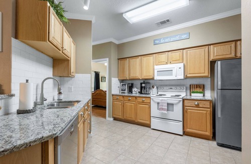 Wellborn Condo | Aggieland Condo - 3.5 miles from Kyle Field