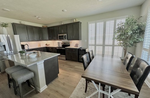 Bryan House | Aggieland Retreat - 5.5 Miles from Kyle Field