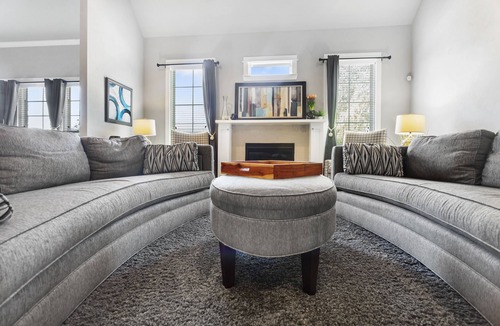 Breezy Heights House | All the amenities of a resort. All the comforts of home.