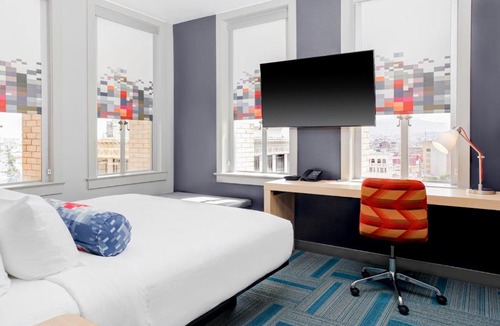 Downtown El Paso Hotel | Aloft by Marriott El Paso Downtown