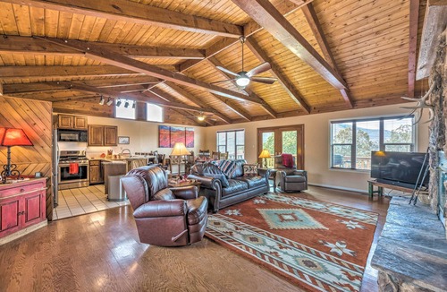Alto Cabin | Alto Cabin w/Stunning Views, Hot Tub + Sauna!