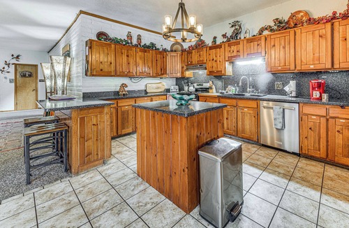 Alto House | Alto Mtn Retreat on 8 Acres w/Indoor Hot Tub