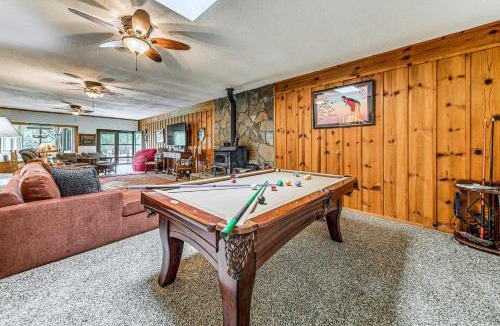 Alto House | Alto Mtn Retreat on 8 Acres w/Indoor Hot Tub