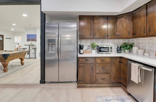 Westover Hills House | Amazing entertainers home w/hot tub close to lots of Fort Worth attractions!