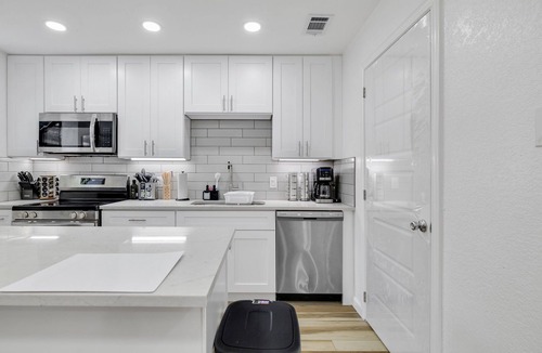 West Arlington House | Arlington Entertainment District Home White Door