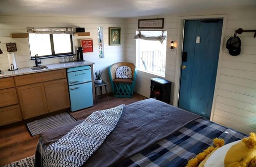 Nogal Cabin | Ashley's TreeHouse Near Lincoln National Forest, Nogal, NM
