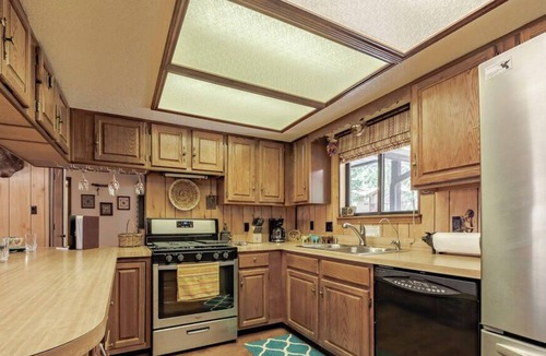Ruidoso Cabin | At Wit's End: 'Don't be at your wit's end' looking for a vacation rental!' Hot tub & Pool Table