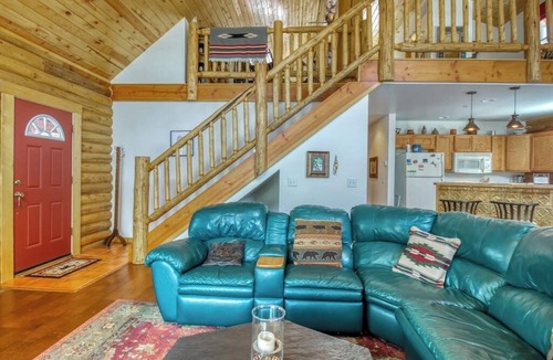 Columbine Lake House | Atmospheric mountain cabin with balcony & firepit - three miles from Purgatory