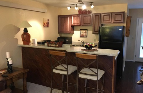 Ruidoso Condo | Awesome condo, great location, quiet area, completely updated, with wifi.& AC