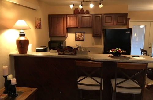 Ruidoso Condo | Awesome condo, great location, quiet area, completely updated, with wifi.& AC