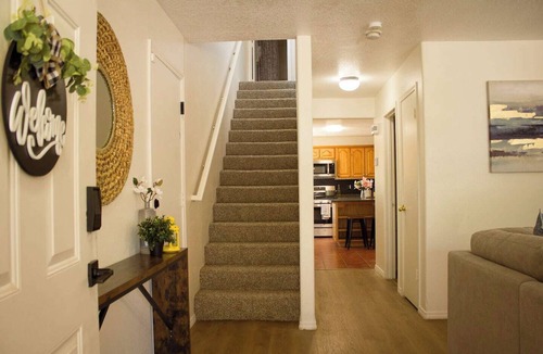 Skies West House | Azul Oasis - No house guest without prior approval from host.