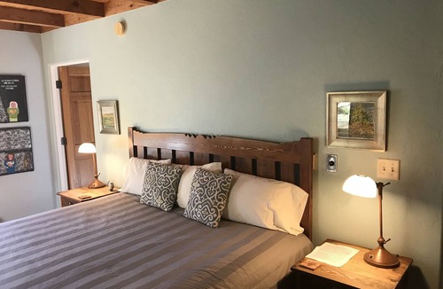 Tyrone Hotel | Bear Mountain Lodge